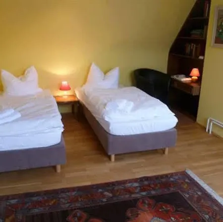 Gaestehaus Schmitt بيت ضيافة