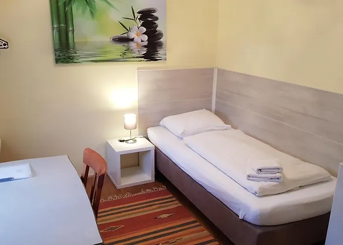 Gaestehaus Schmitt Πανσιόν 3*